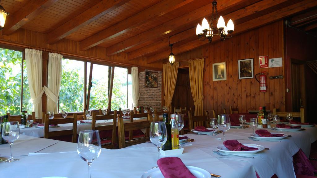Hostal El Peregrino La Portela de Valcarce Εξωτερικό φωτογραφία